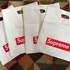 BUNDLE Supreme Headband and 4 Plastic Supreme Bags